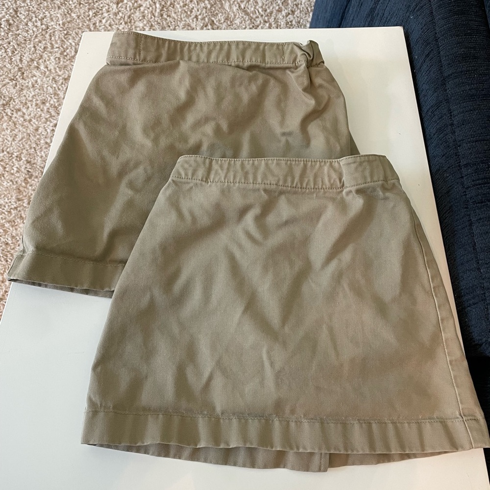 Lands End Khaki Uniform Skorts